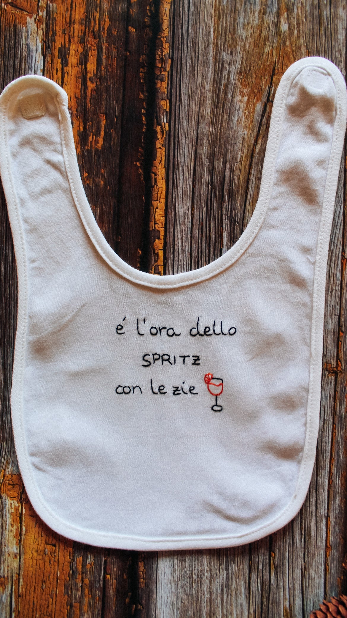 Bavaglino è l’ora dello spritz con le zie lecreazionidialessiadindin